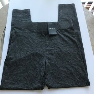 Forever 21 Dark Gray Basic Leggings Size Large NWT